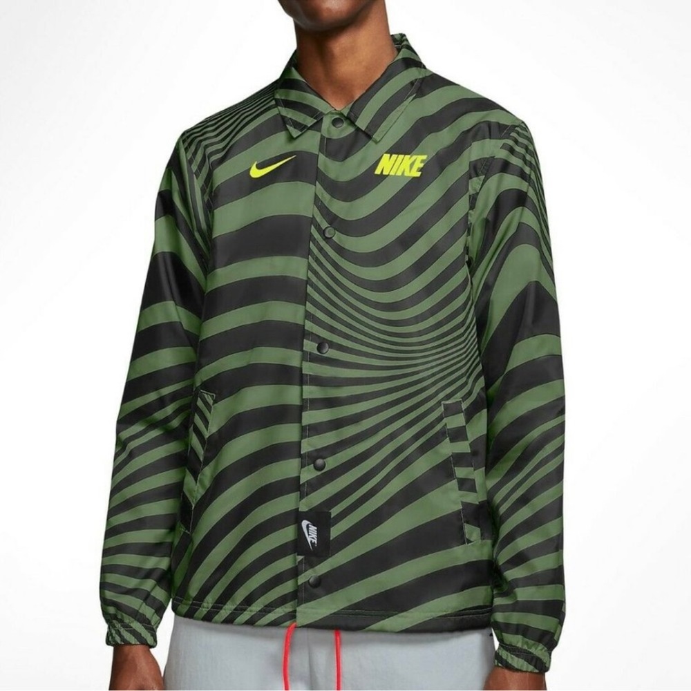 Nike Sportswear Men's Air Max Coaches Windbreaker Jacket (CW4751-326) Small